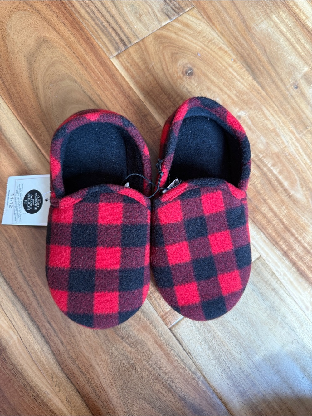 NWT George Buffalo check plaid slippers in kids size 11-12